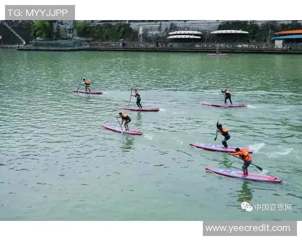 激情澎湃的游泳比赛精彩瞬间，突破极限速度的较量与激烈角逐